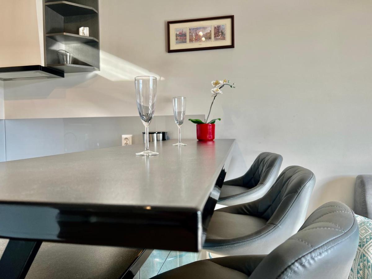Apartamenty Garnizon Q4Apartments Gdańsk Kültér fotó